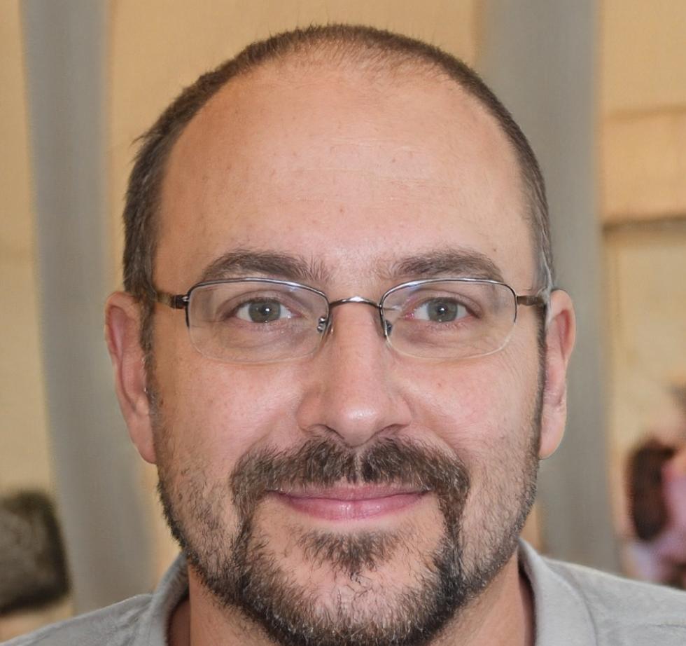 Efrén Montalvo